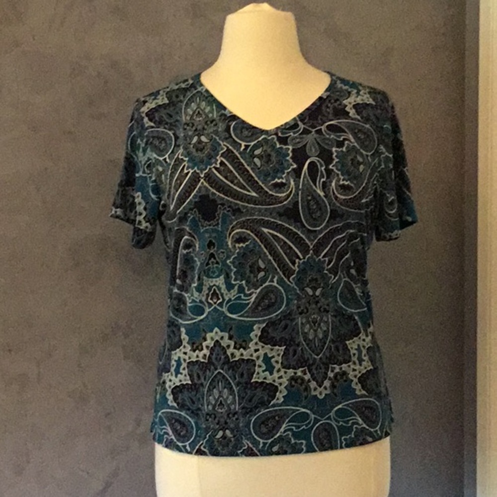 Zenaida Essentials teal and blue top. New, never worn.